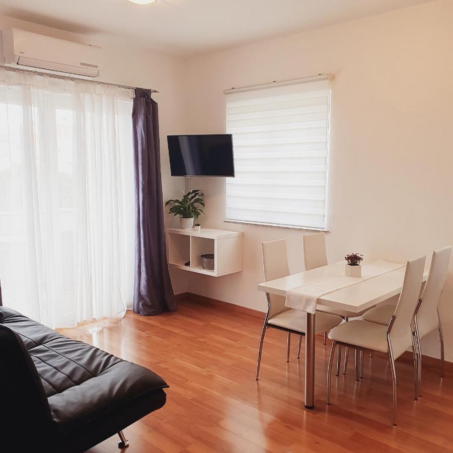 Apartments Marti Муртер Екстериор снимка
