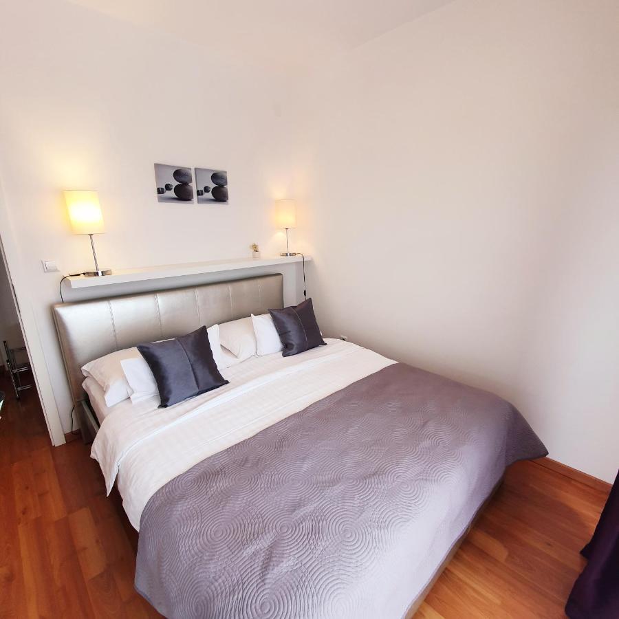 Apartments Marti Муртер Екстериор снимка
