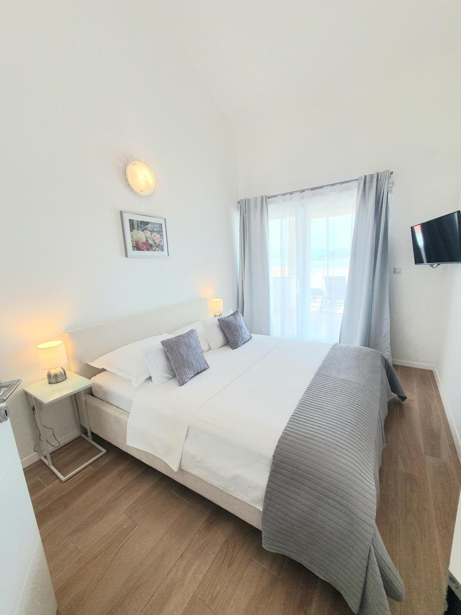 Apartments Marti Муртер Екстериор снимка