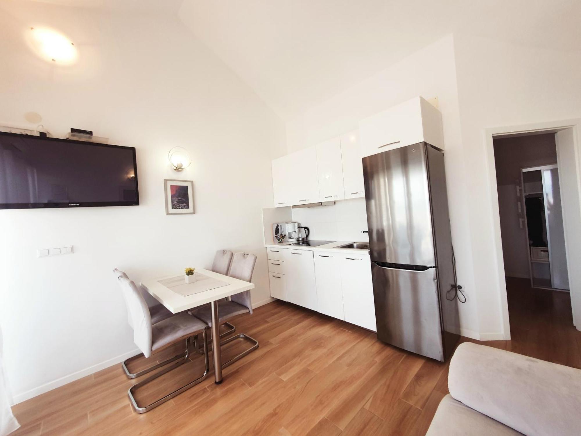 Apartments Marti Муртер Екстериор снимка