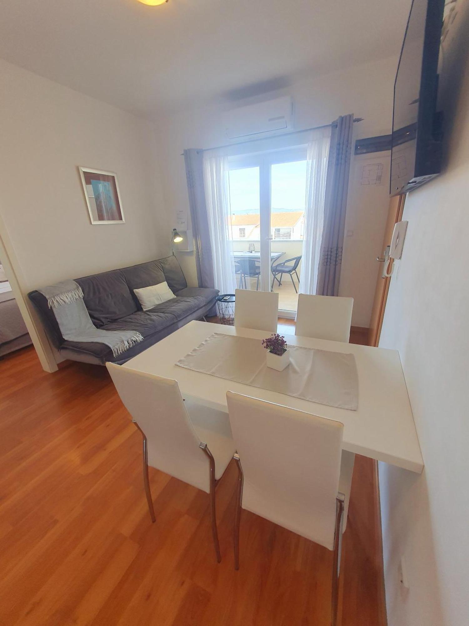 Apartments Marti Муртер Стая снимка