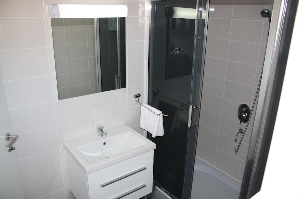 Apartments Marti Муртер Стая снимка