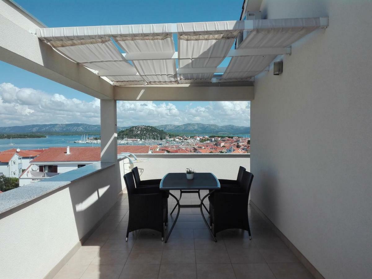 Apartments Marti Муртер Екстериор снимка